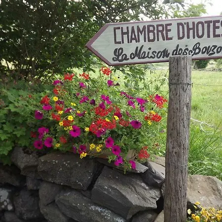 La Maison Des Bouzols Guest house *